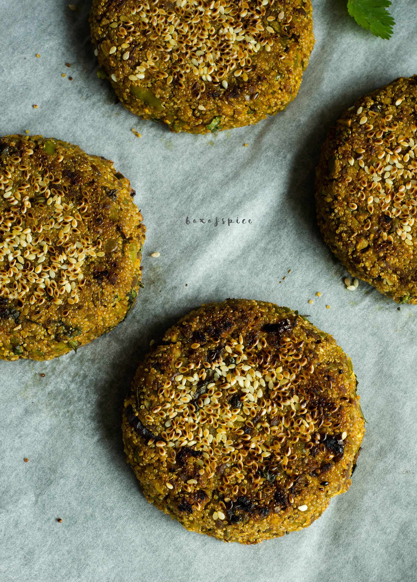 Fava Bean and Amaranth Shoarma Naan Slider with Hummus I Boxofspice