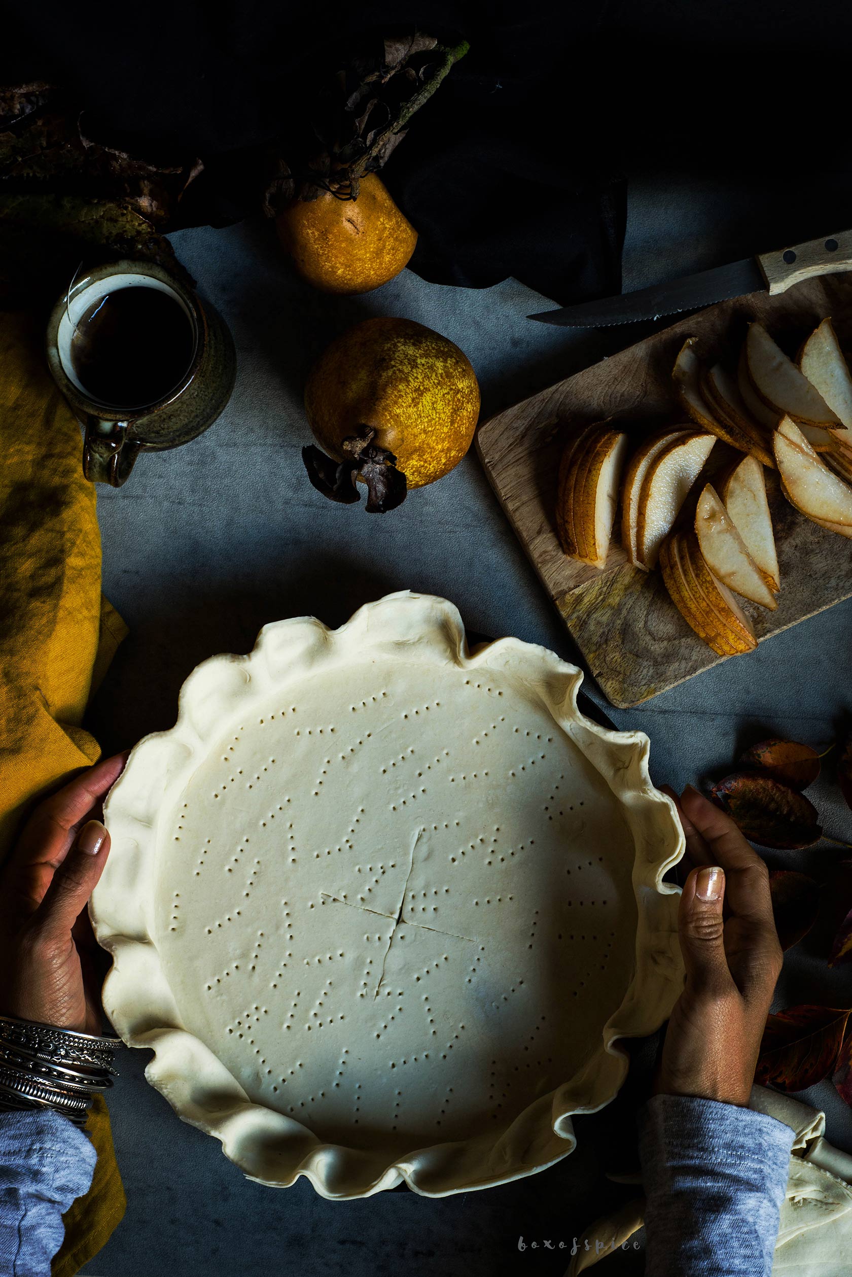 Cardamom Dulce de Leche Pear Tart I Boxofspice