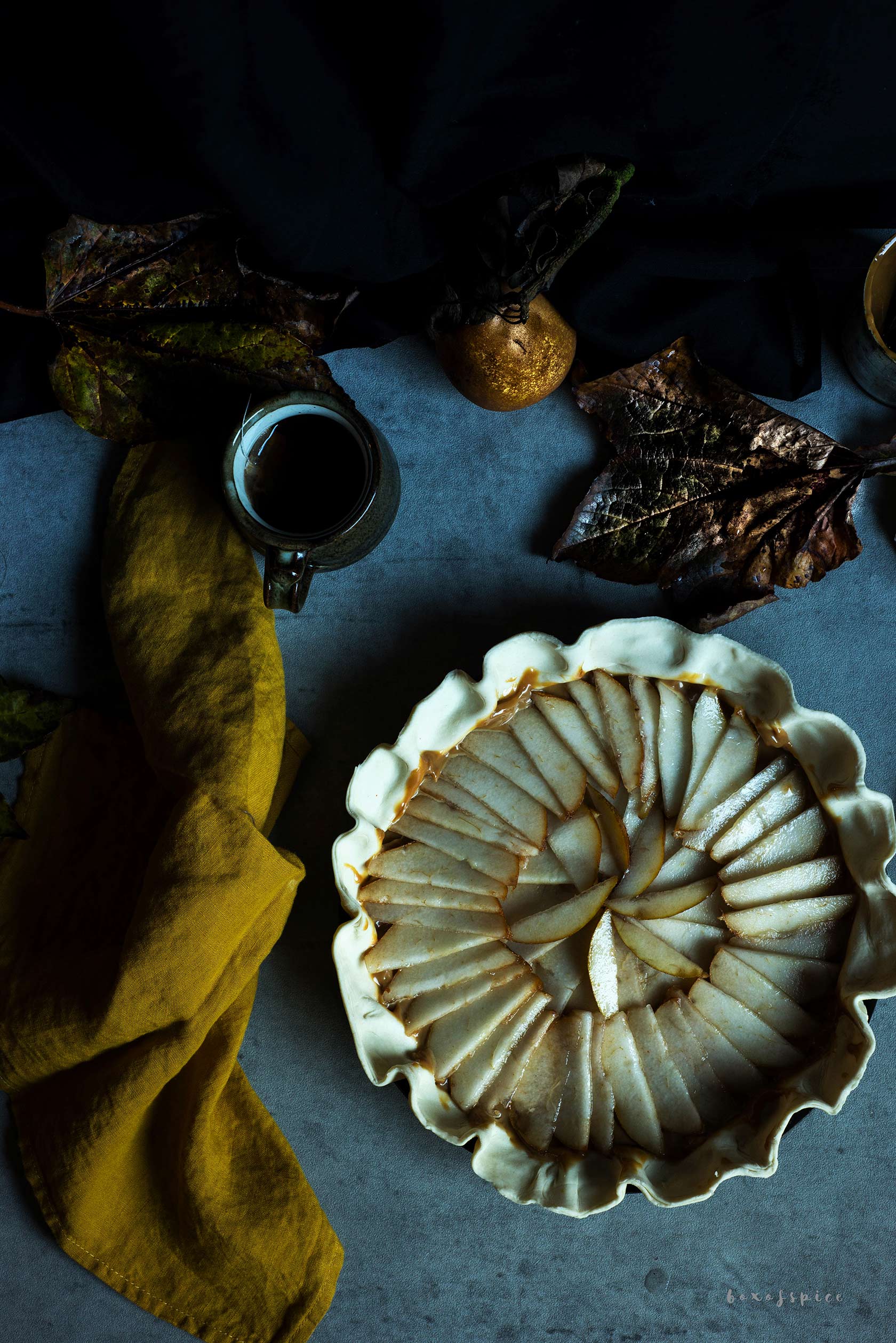 Cardamom Dulce de Leche Pear Tart I Boxofspice